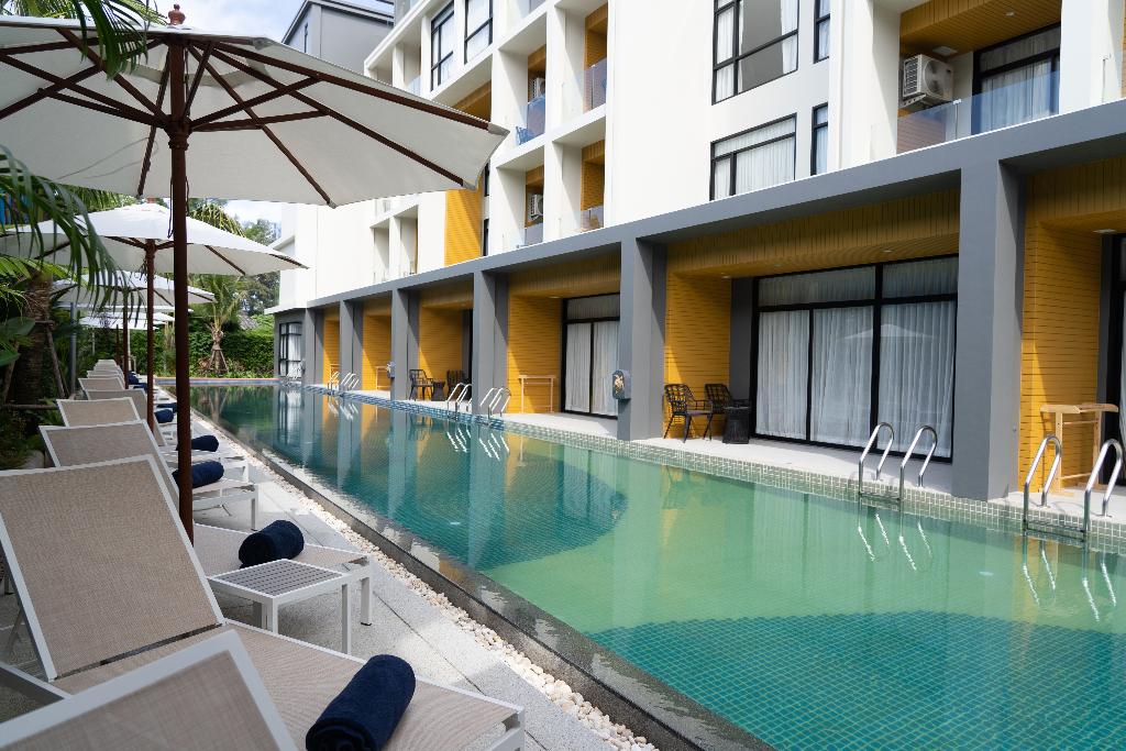 wyndham garden naithon phuket