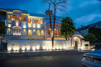 dev mahal a boutique heritage hotel