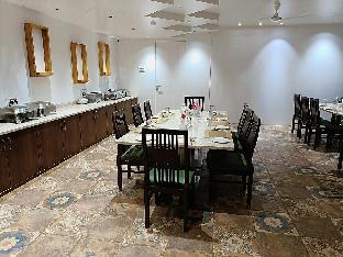Hotel Four Petals Executive,Akkalkot,3 star