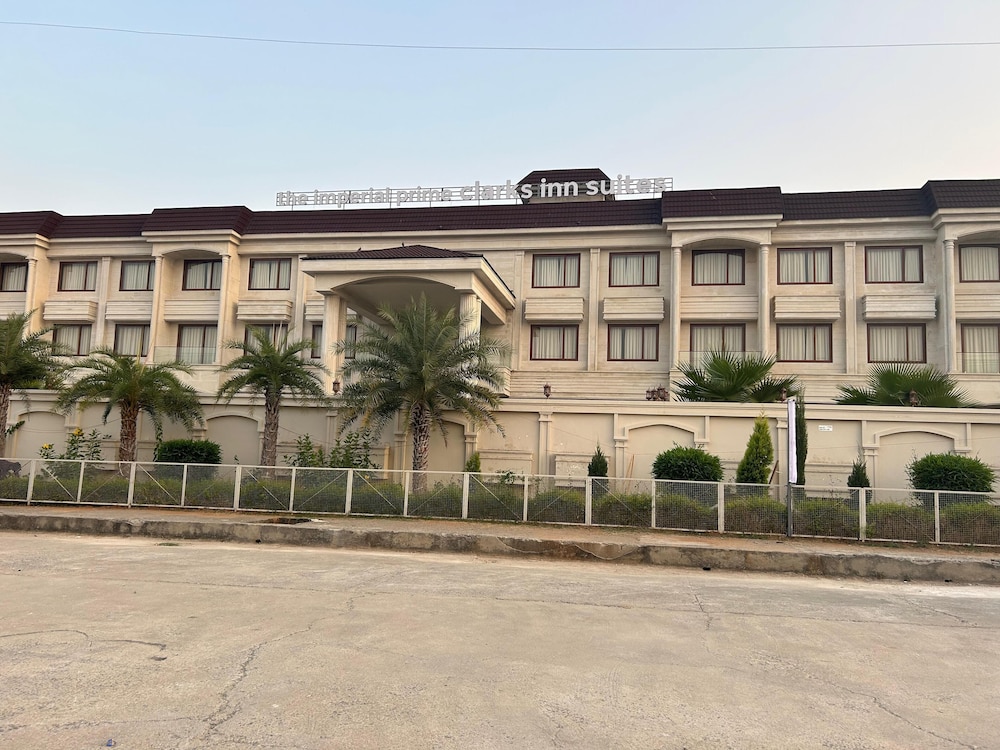 the imperial prime clarks inn suites