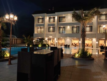 the imperial prime clarks inn suites