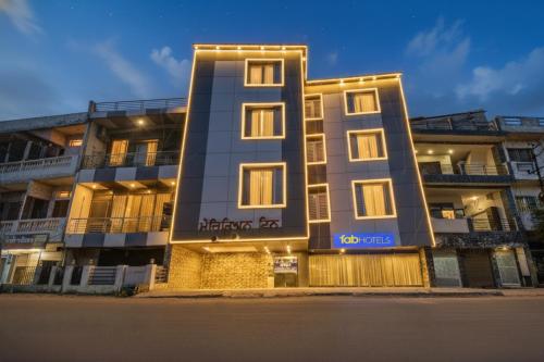 fabhotel meridian inn
