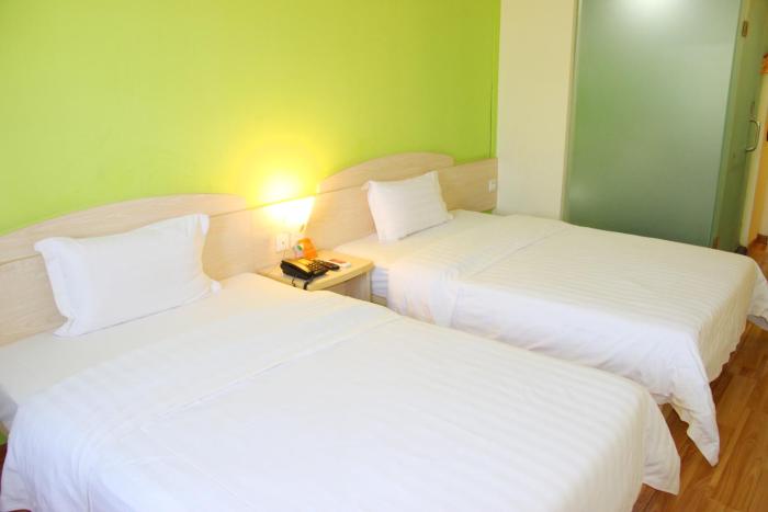 7 days inn suqian siyang motel station branch