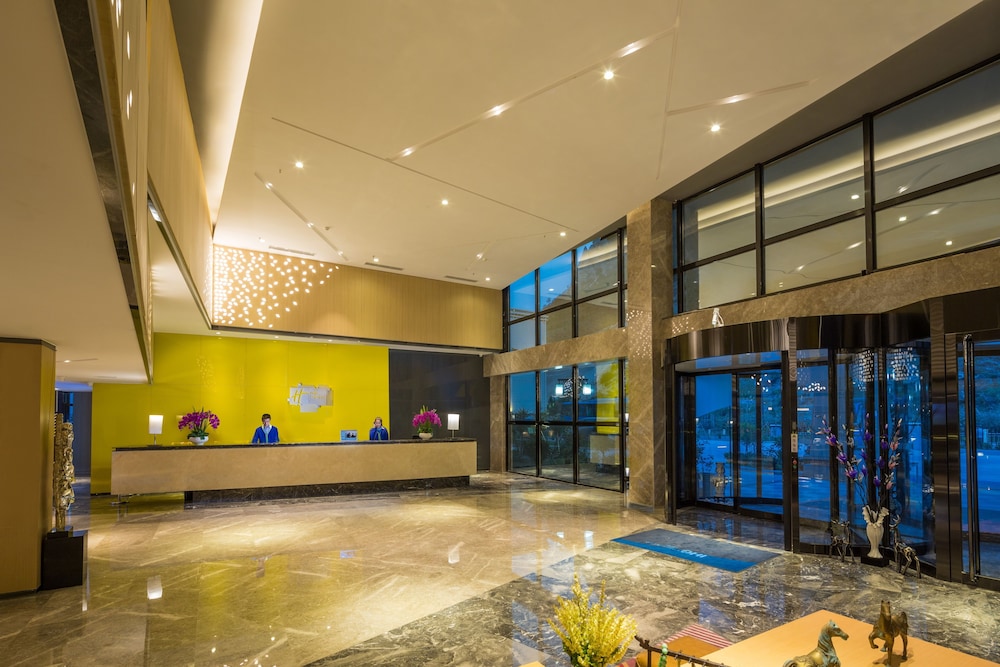 holiday inn express daocheng yading an ihg hotel