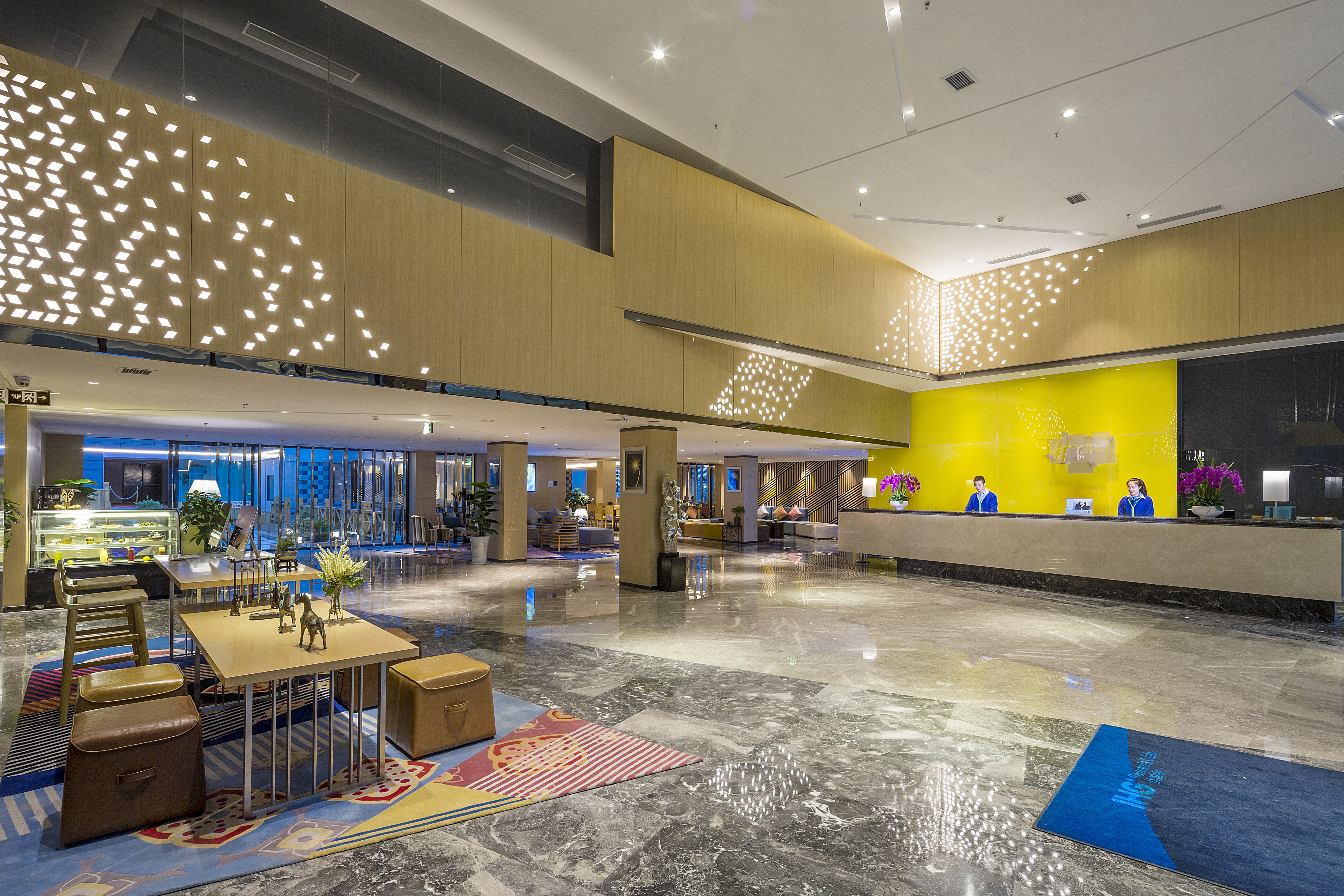 holiday inn express daocheng yading an ihg hotel