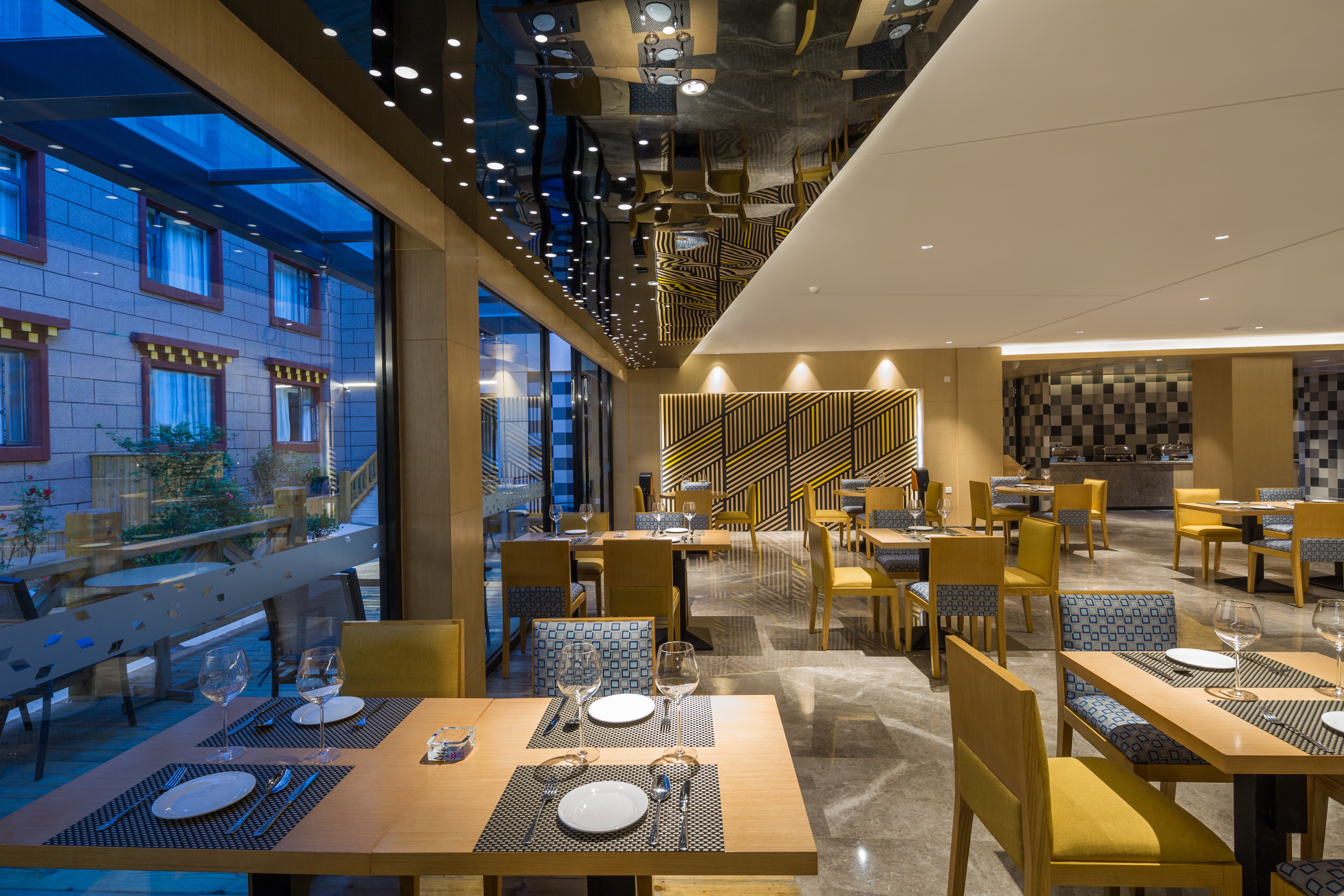 holiday inn express daocheng yading an ihg hotel