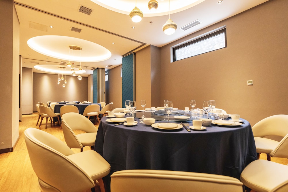 holiday inn express daocheng yading an ihg hotel