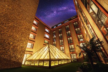 holiday inn express daocheng yading an ihg hotel