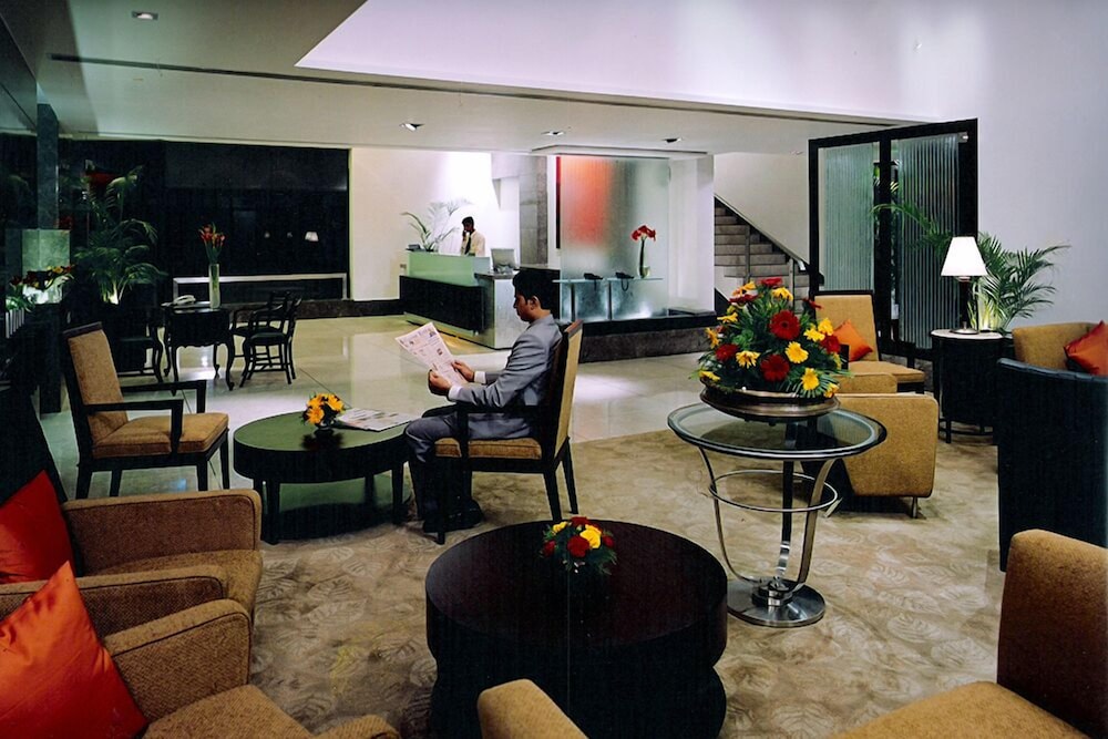 hotel centurion inn