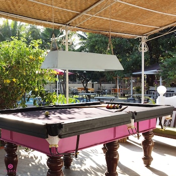 sashas holiday village