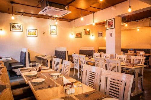coastal pearl hotel margao railway station