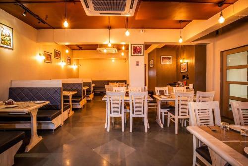 coastal pearl hotel margao railway station