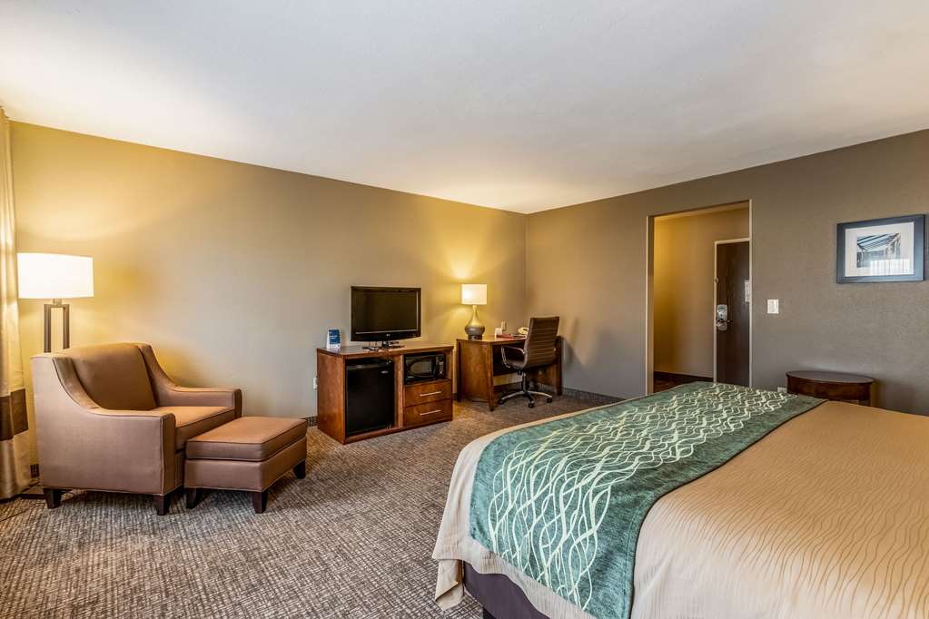 comfort inn tucson central