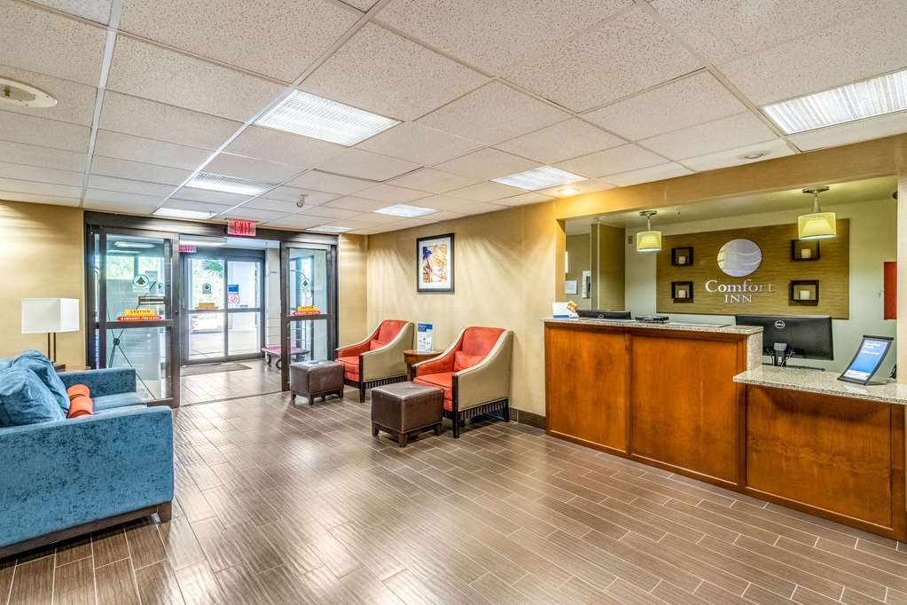 comfort inn tucson central