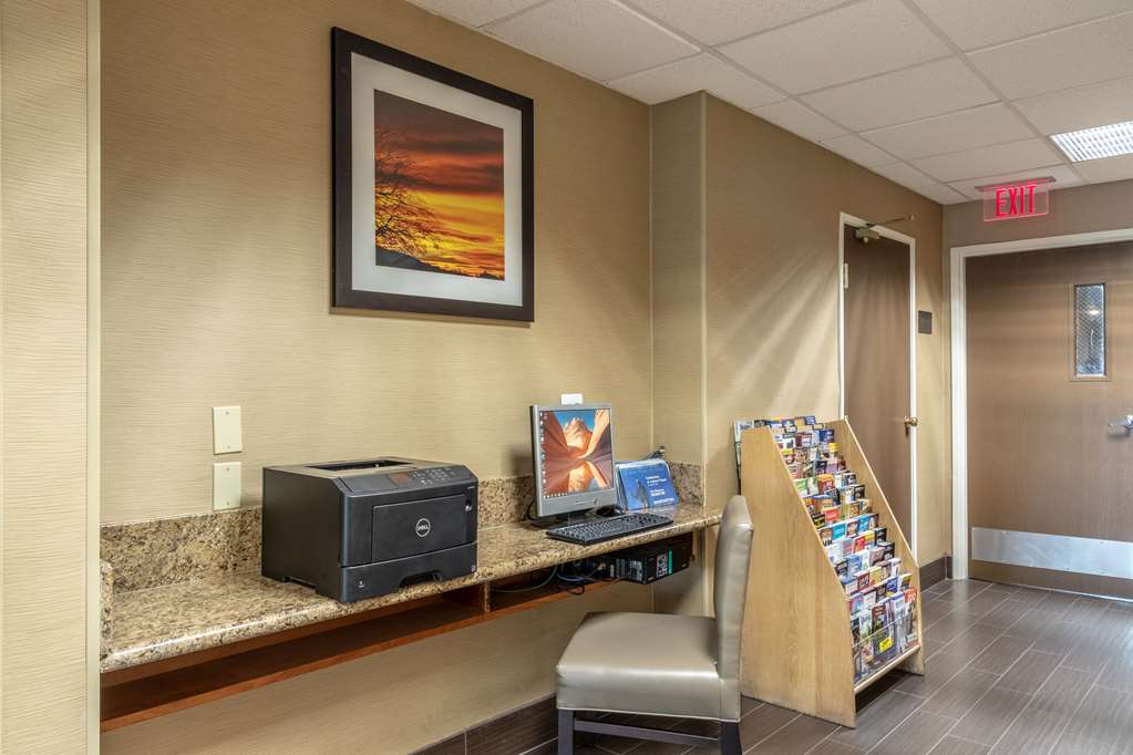 comfort inn tucson central