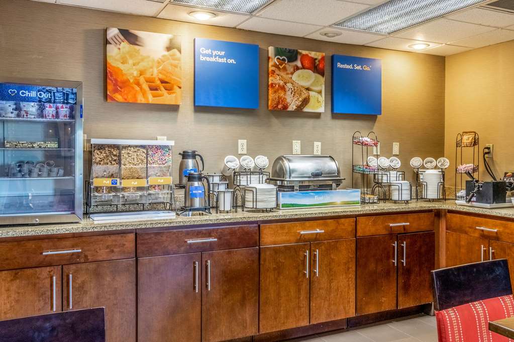 comfort inn tucson central