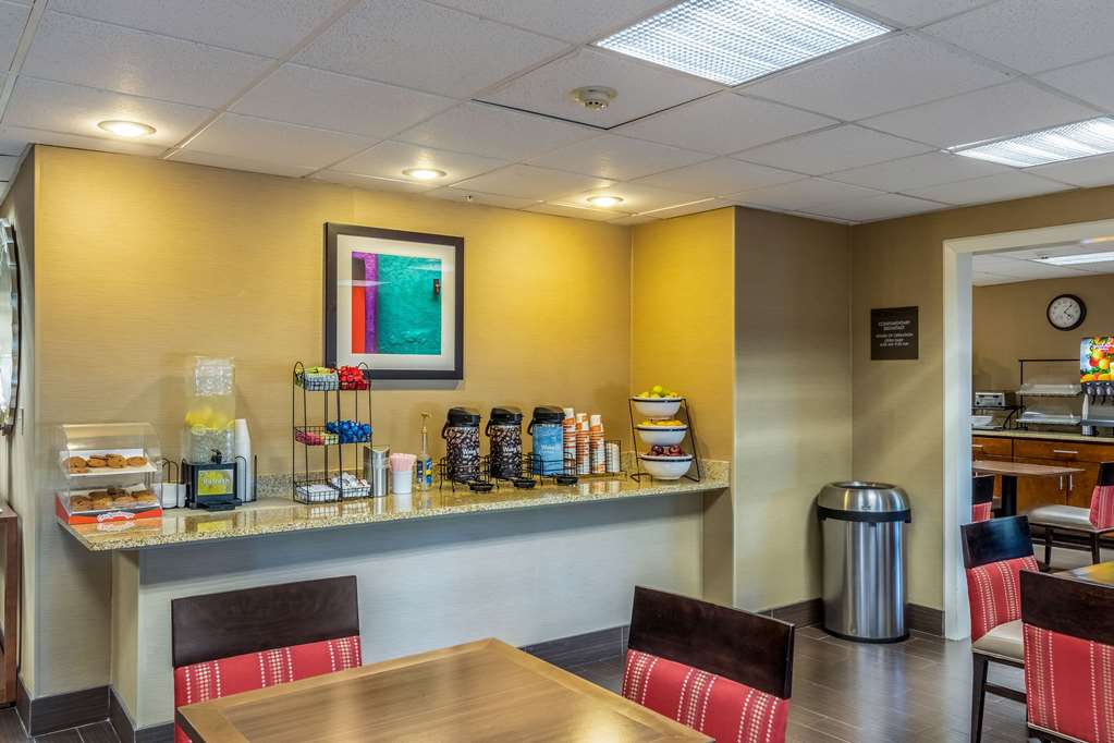 comfort inn tucson central