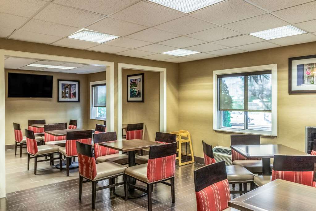 comfort inn tucson central