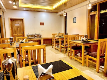 manali outdoor retreat by sheosante