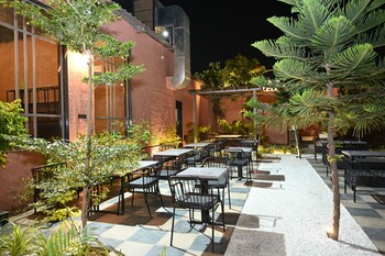 hotel navtara jaipur