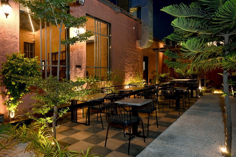 hotel navtara jaipur