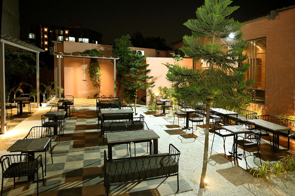 hotel navtara jaipur