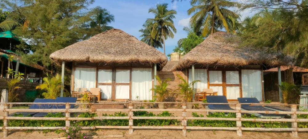 the coast beach resort