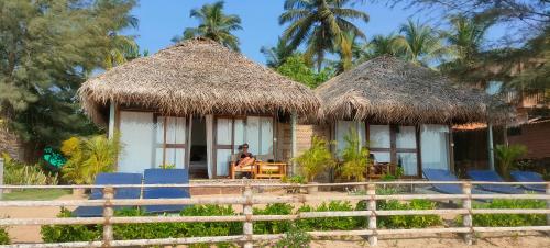 the coast beach resort