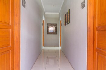 reddoorz plus otista garut