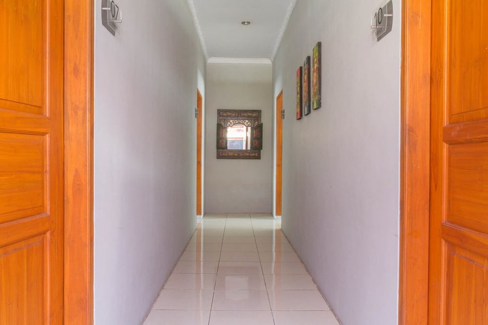 reddoorz plus otista garut