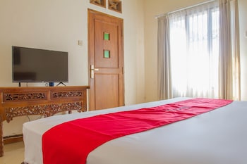 reddoorz plus otista garut