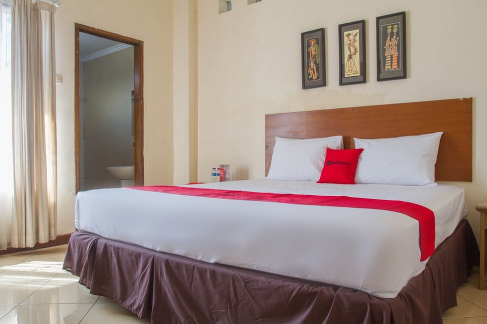 reddoorz plus otista garut
