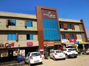 Hotel Milan,Sarkhej>>Ahmedabad,2 star
