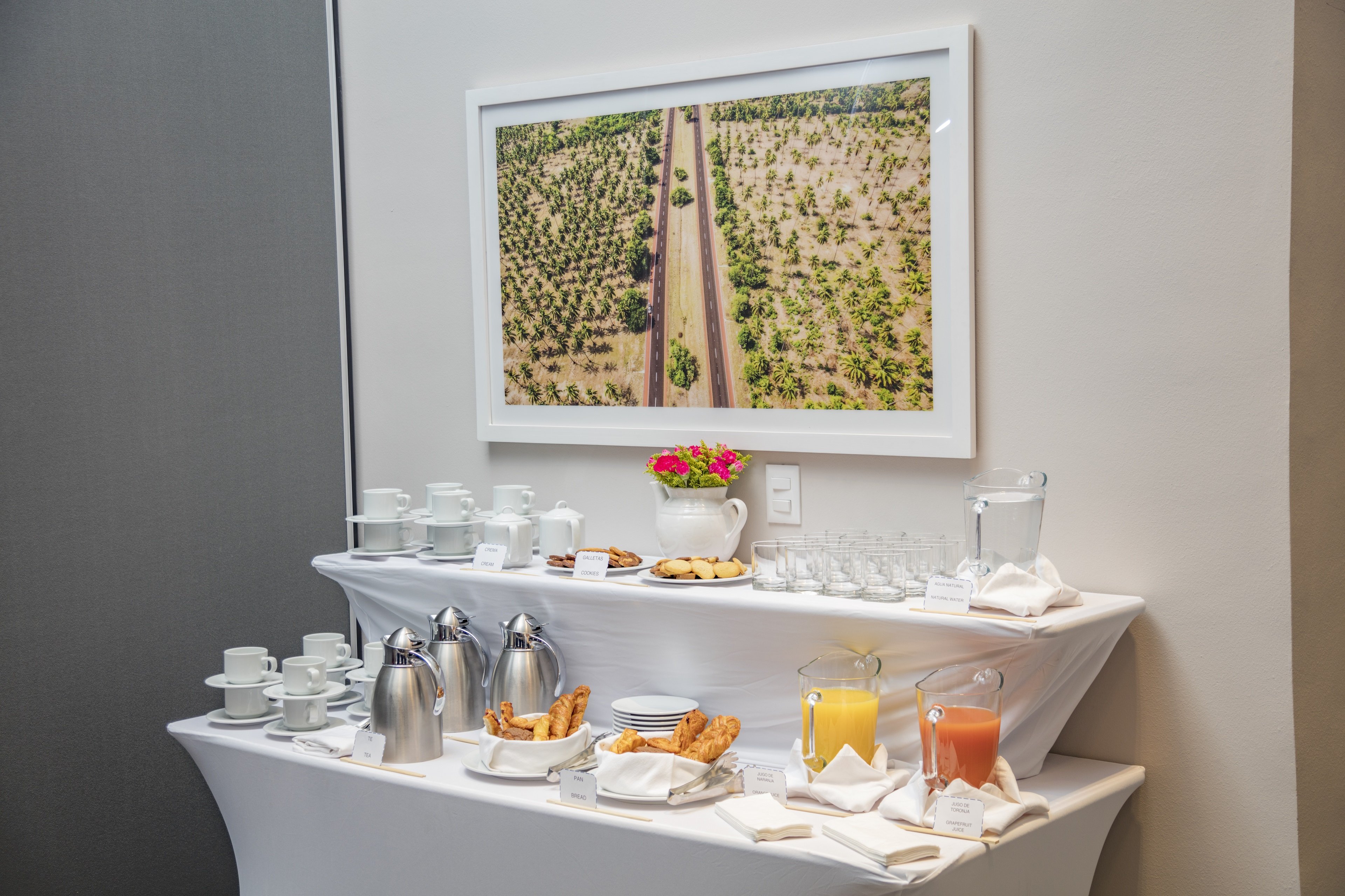 holiday inn and suites aguascalientes an ihg hotel