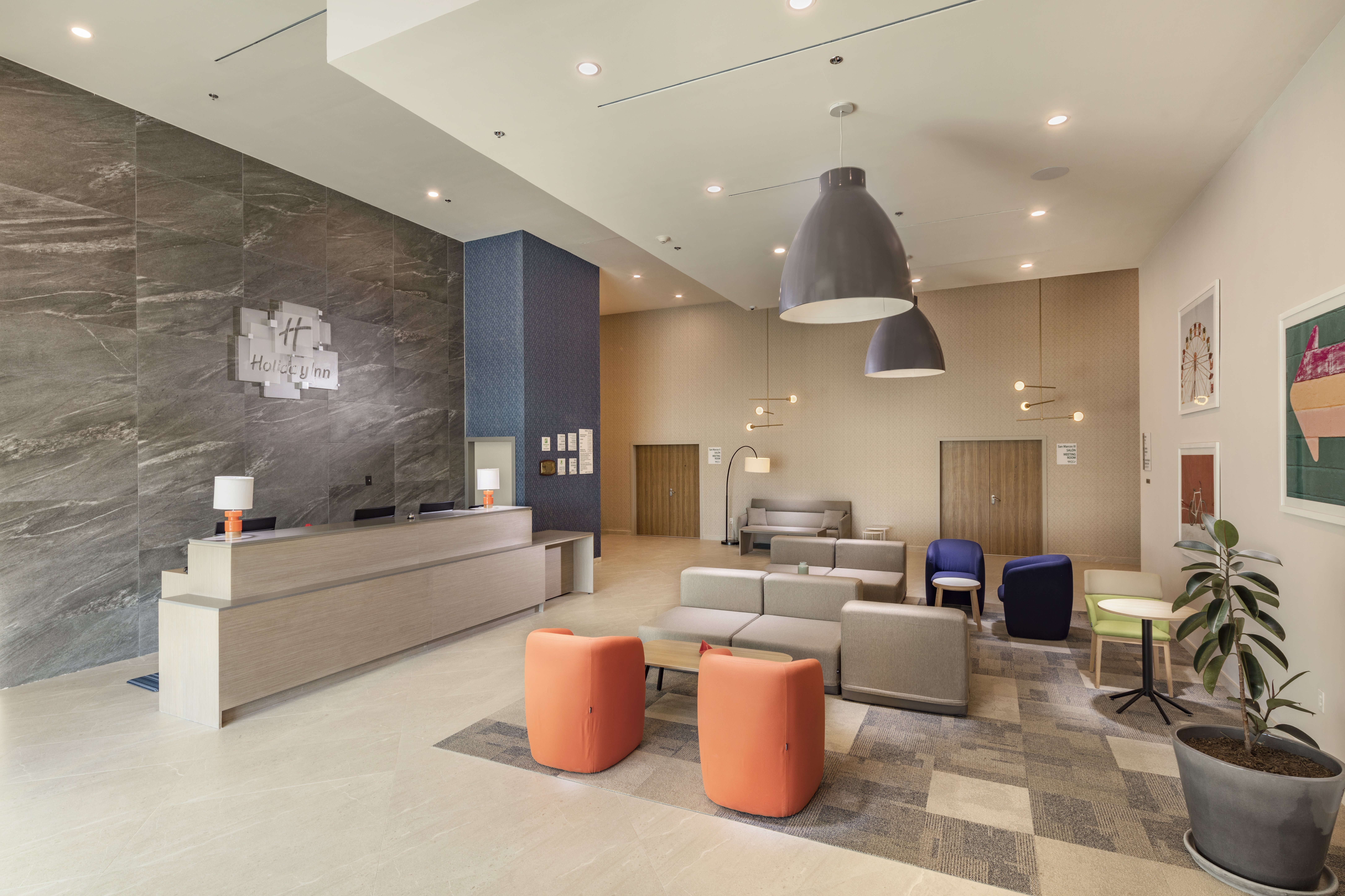 holiday inn and suites aguascalientes an ihg hotel