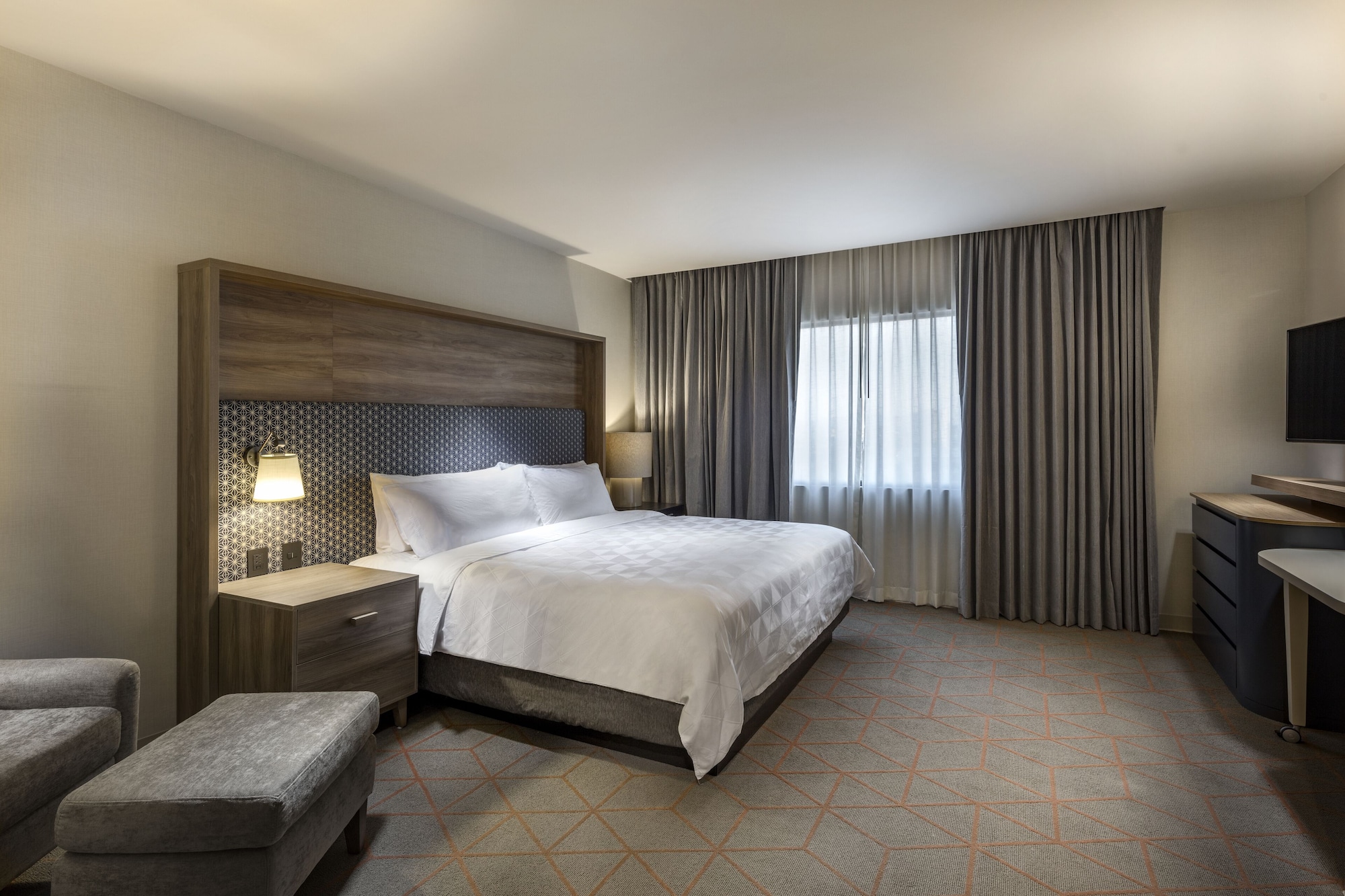 holiday inn and suites aguascalientes an ihg hotel