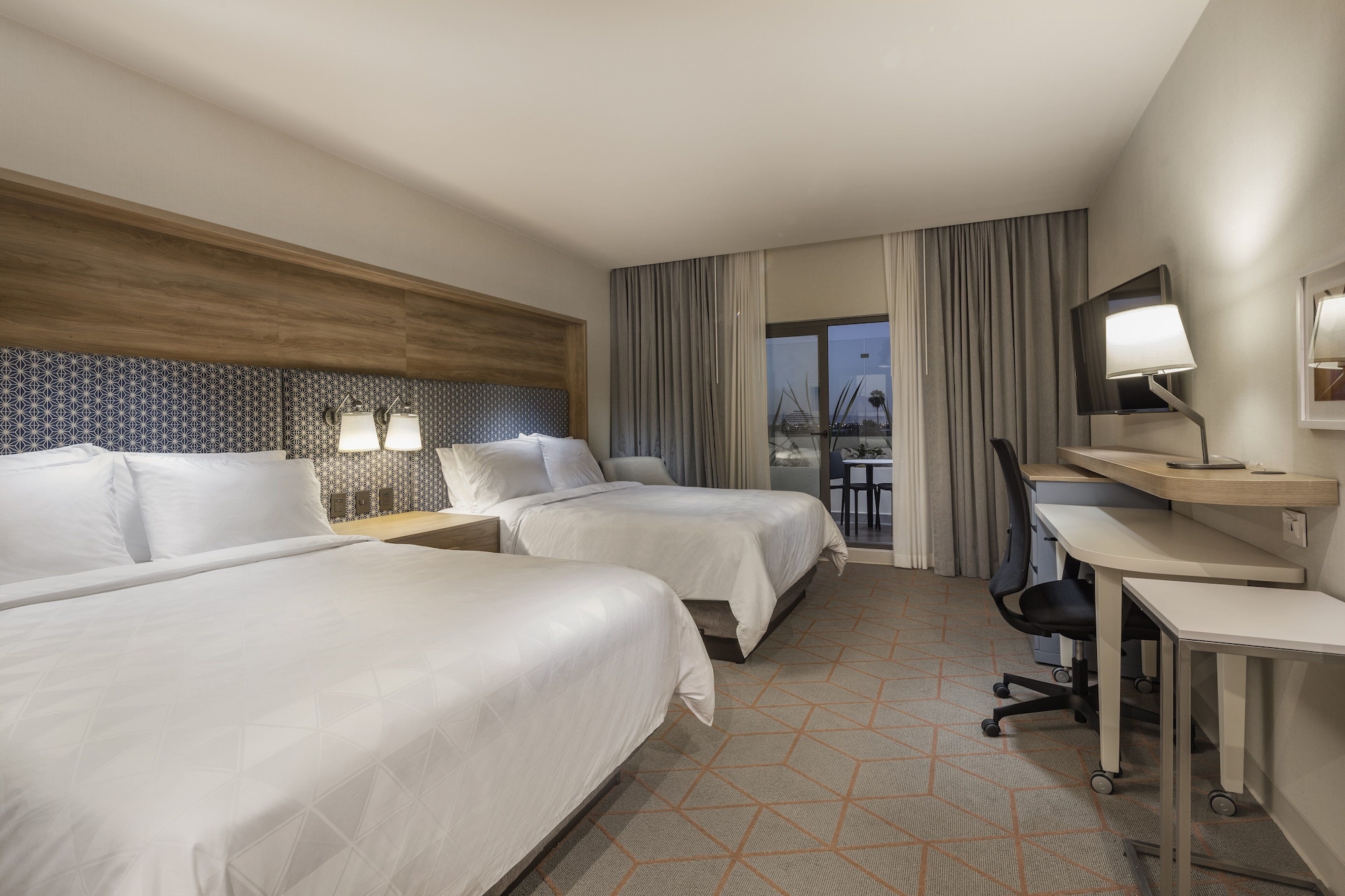 holiday inn and suites aguascalientes an ihg hotel