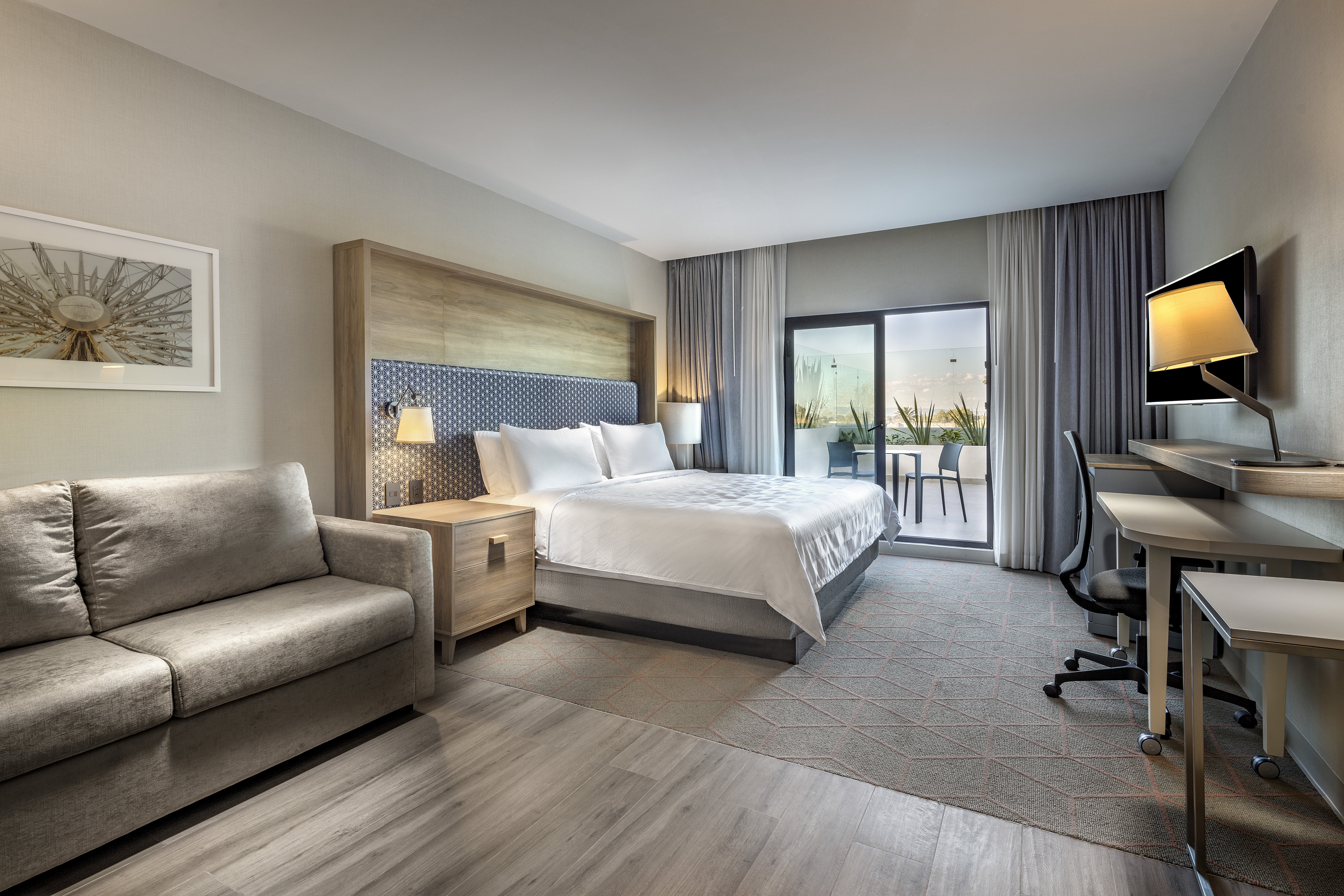 holiday inn and suites aguascalientes an ihg hotel
