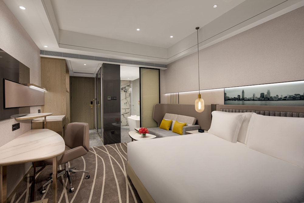 crowne plaza shanghai nanjing road by ihg