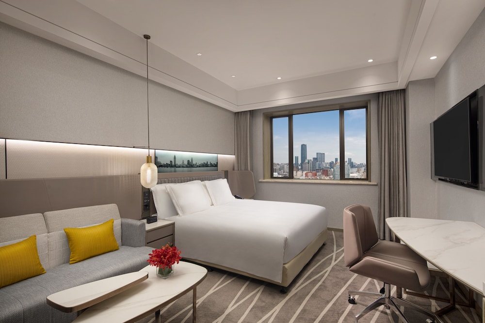 crowne plaza shanghai nanjing road by ihg