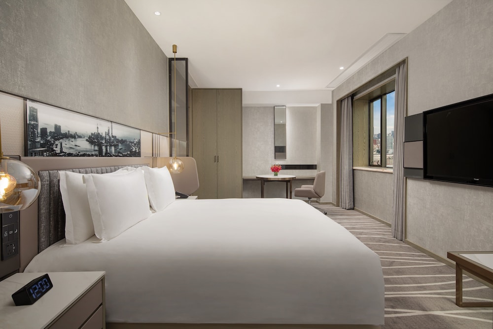 crowne plaza shanghai nanjing road by ihg