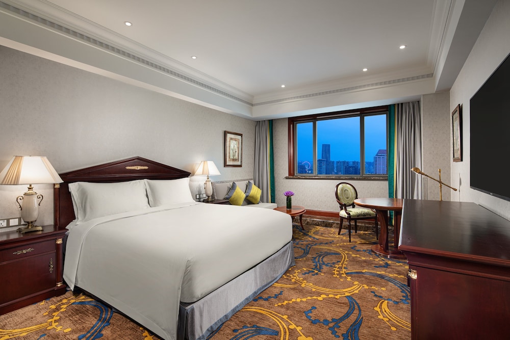 crowne plaza shanghai nanjing road by ihg