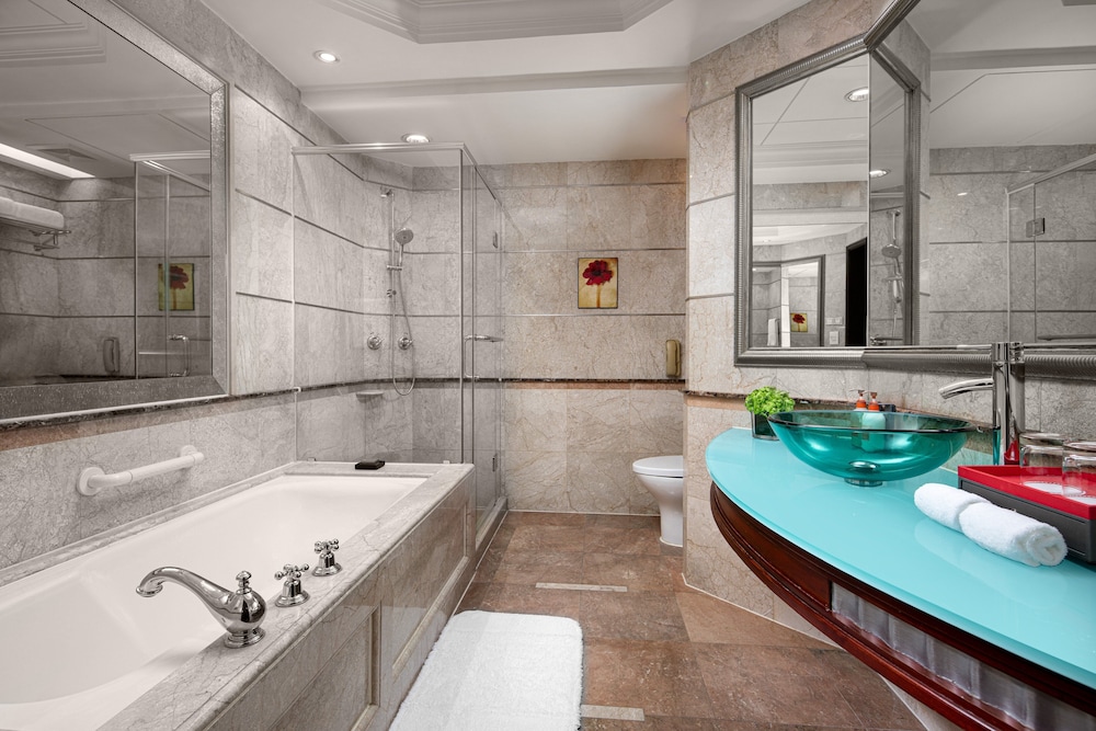 crowne plaza shanghai nanjing road by ihg