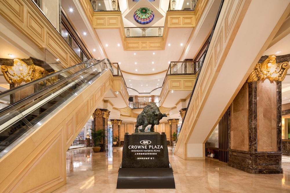 crowne plaza shanghai nanjing road by ihg