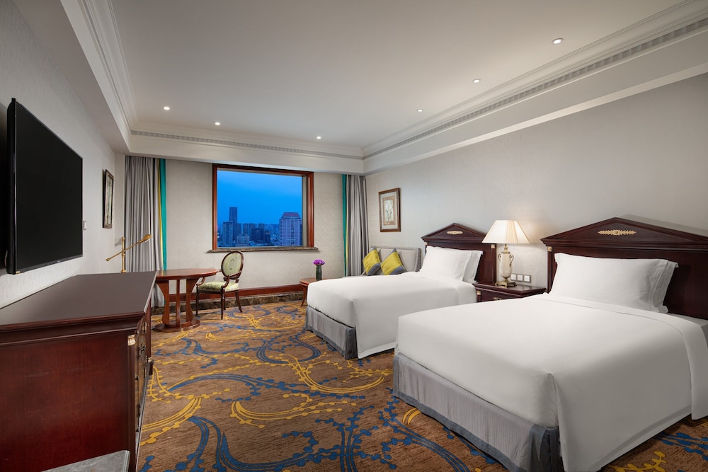 crowne plaza shanghai nanjing road by ihg