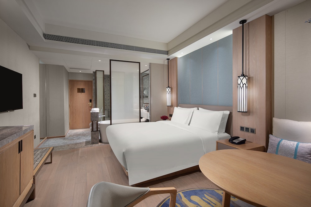 crowne plaza shanghai nanjing road by ihg