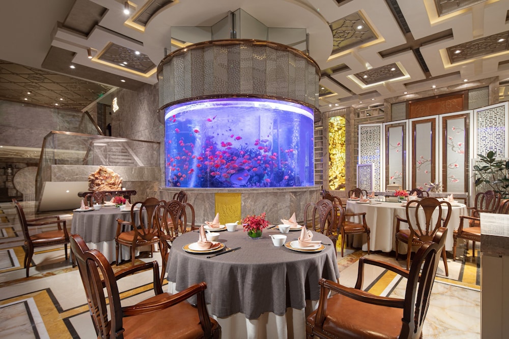 crowne plaza shanghai nanjing road by ihg