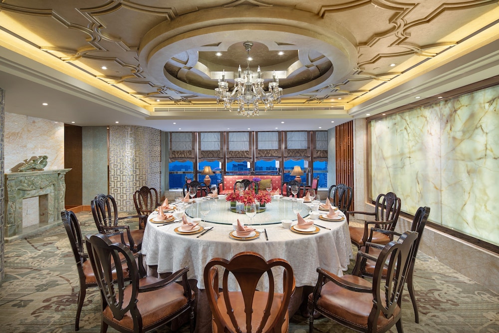 crowne plaza shanghai nanjing road by ihg