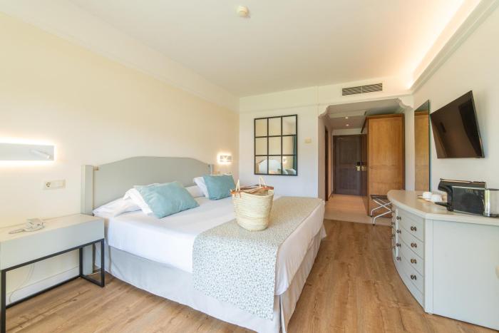 cm mallorca palace only adults