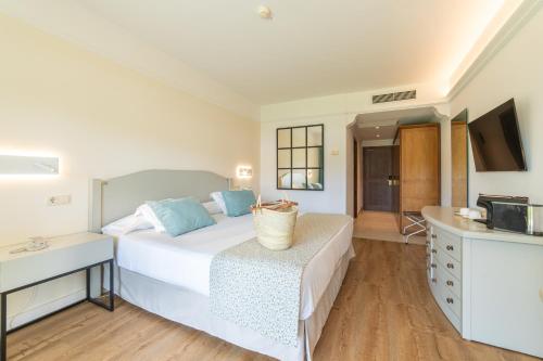 cm mallorca palace only adults